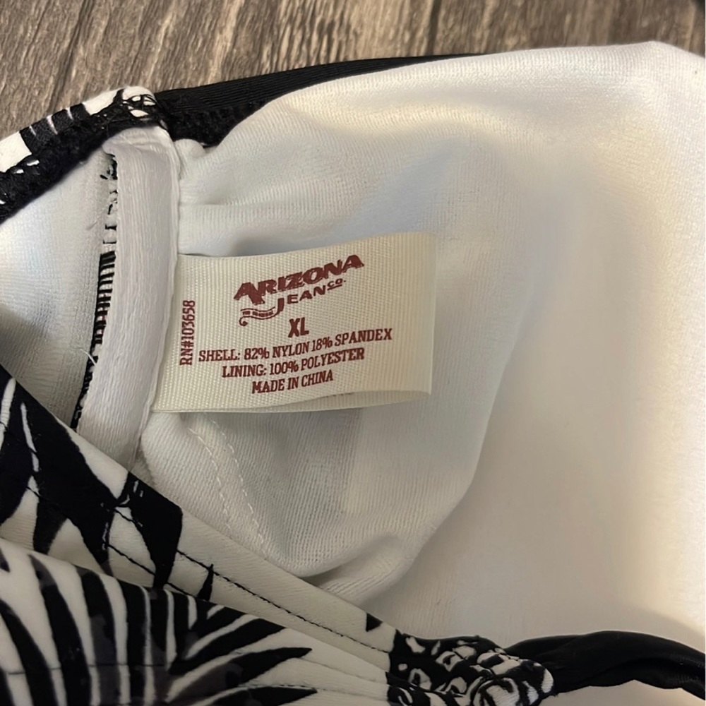 Arizona Jean co. Womens Pineapple Bikini Set size XL - Picture 7 of 8